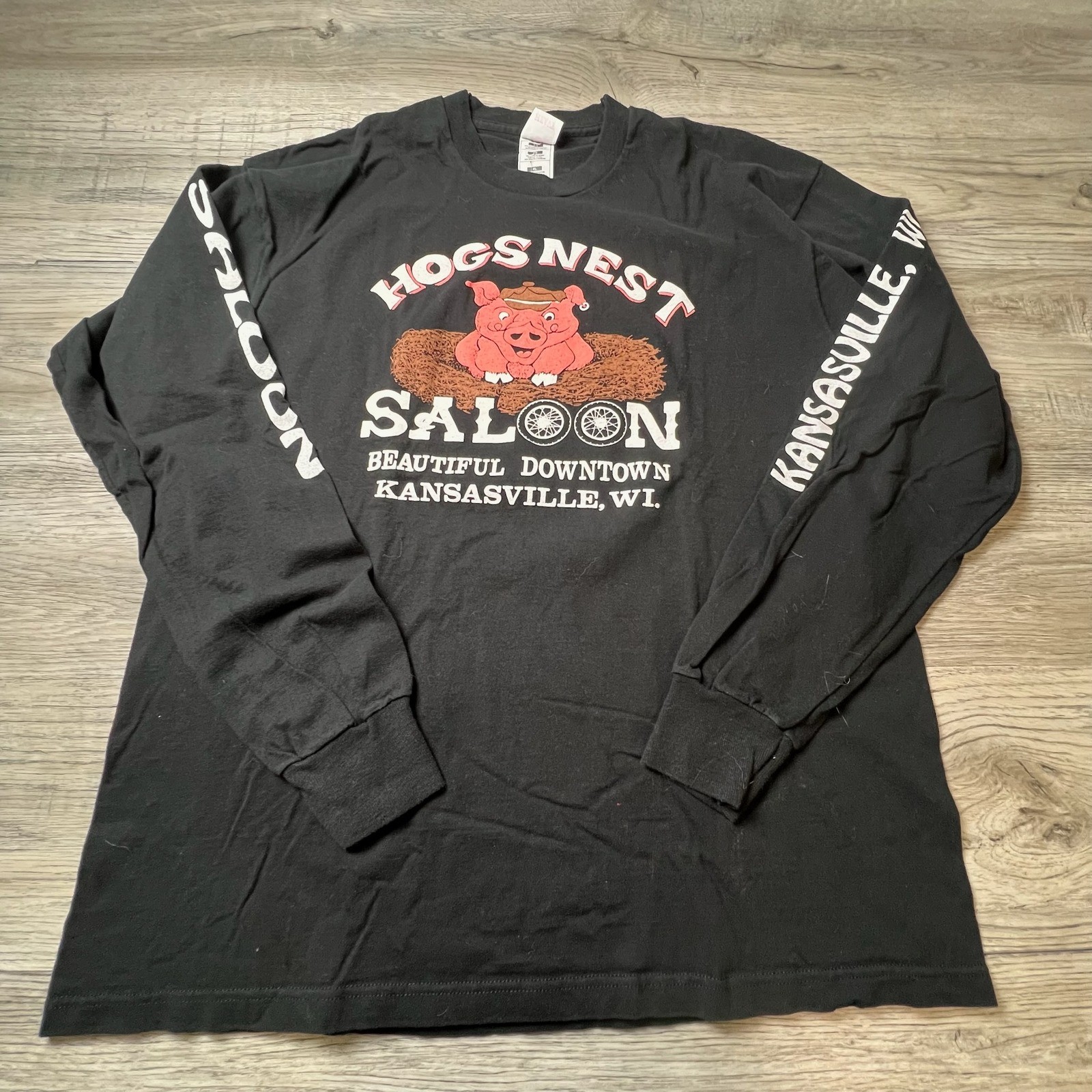 Fruit of the Loom T-Shirt Mens XL Black Hogs Nest Saloon Long Sleeve Graphic Tee