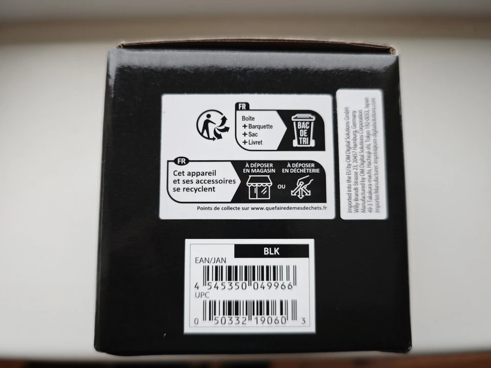 *** SUPERB NEW OLYMPUS M.ZUIKO ED 30mm f3.5 M43 Macro lens in black *** - Image 2 of 4