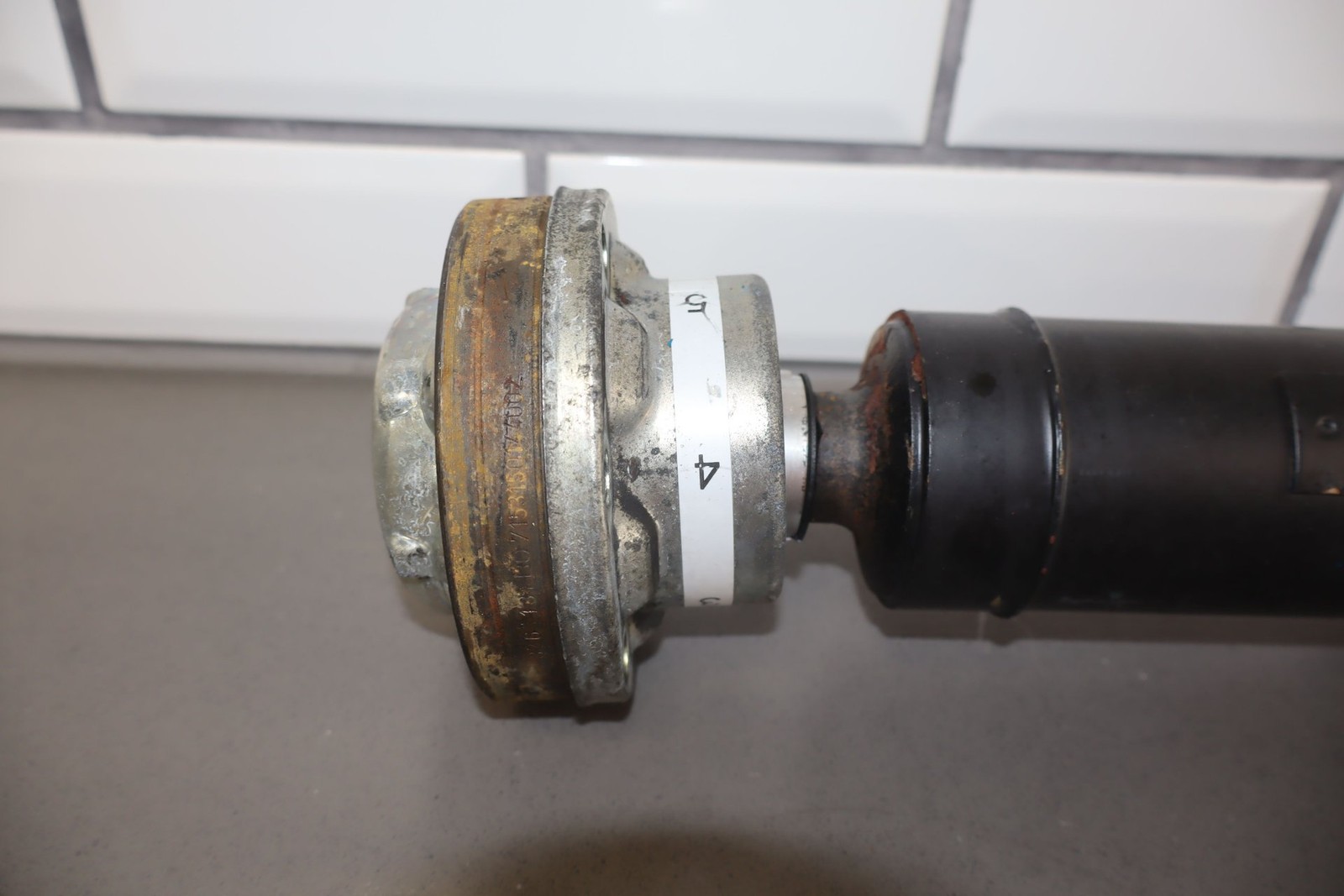 14-17 Maserati Ghibli 3.0T AWD Rear 2 Piece Drive Shaft OEM (06700085460) 77K