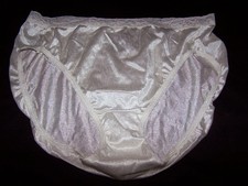 Hanes Cream High Leg Shiny Panties Briefs Nylon, Lace Waistband Size 8 XL