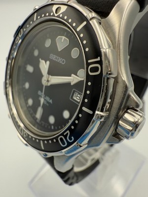 SEIKO 7N35-600A Diver's SCUBA Black Dial Quartz Vintage Watch