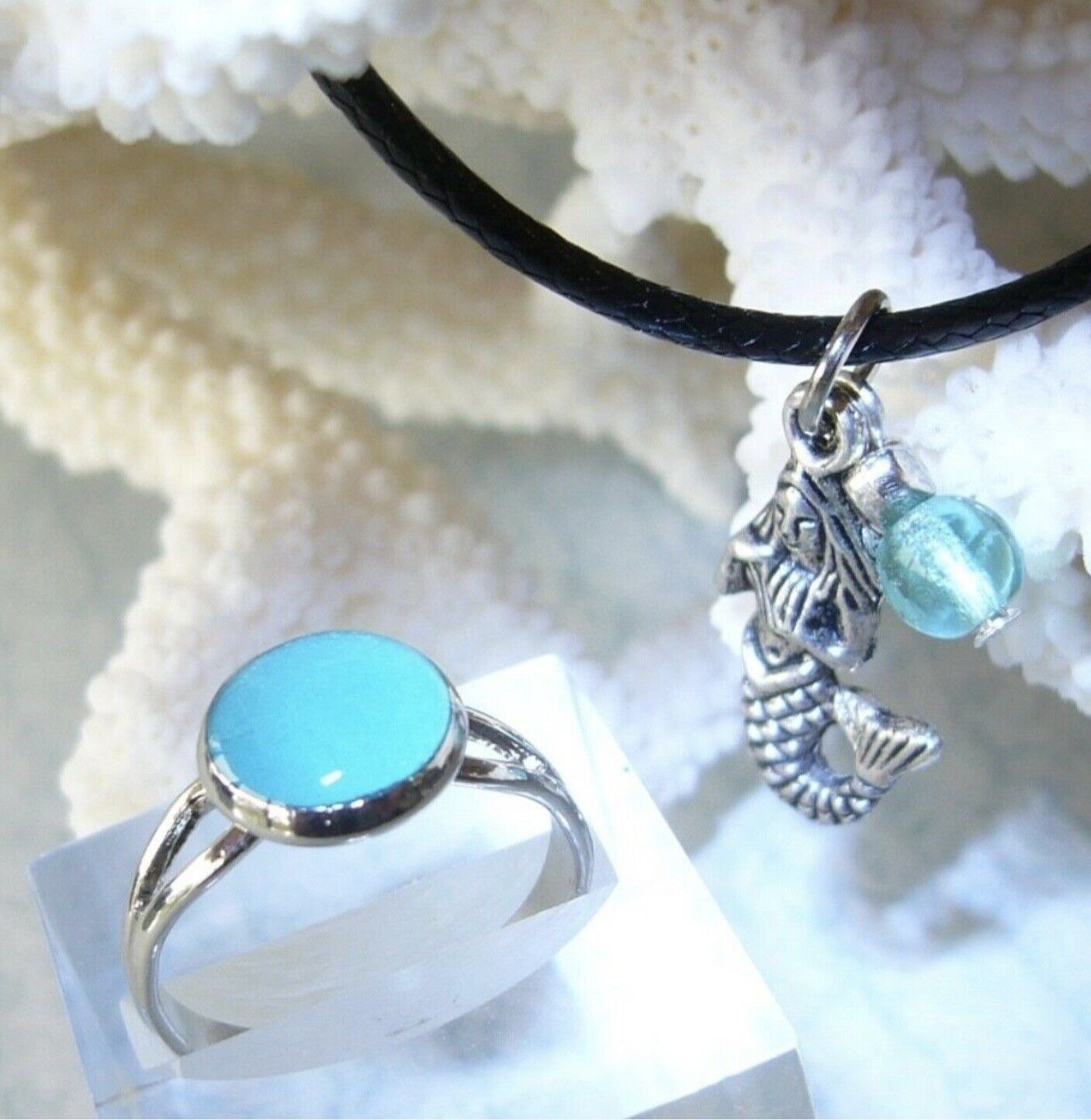 H20 Just Add Water Mako Mermaids Moon Pool Glow Style Ring Mermaid Necklace  H2O