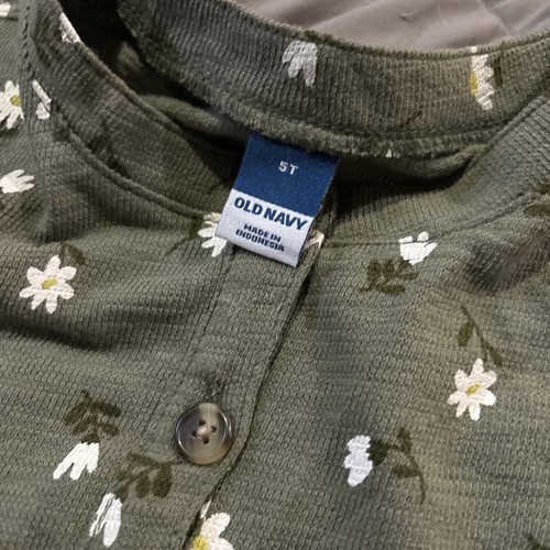 Old Navy 5T girls floral romper - Picture 3 of 4