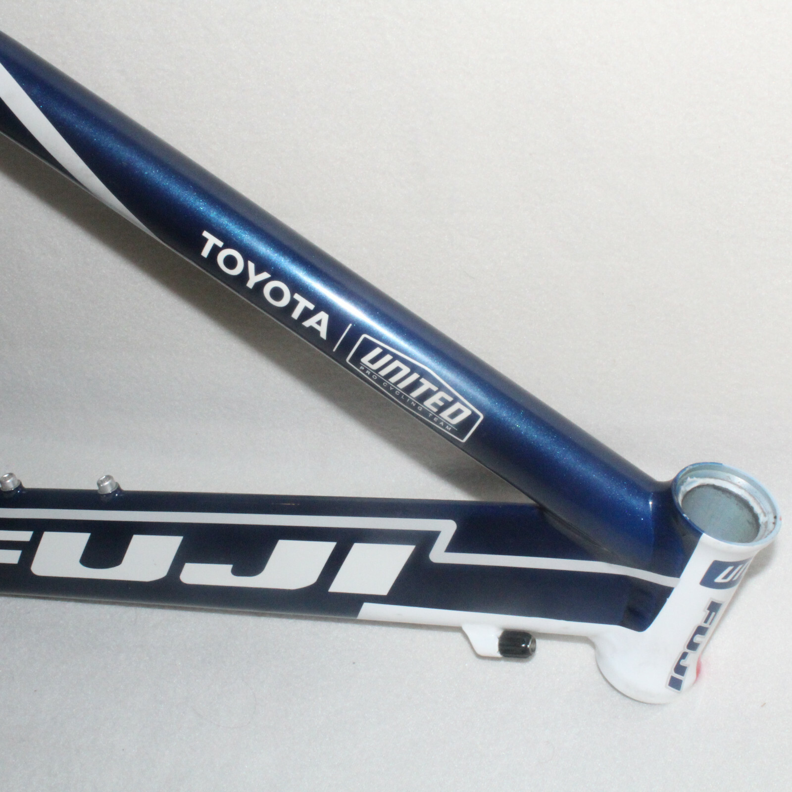 GORGEOUS Toyota-United Team Racing Fuji Road Bike Frame Shimano Pro ~ Stevic ~
