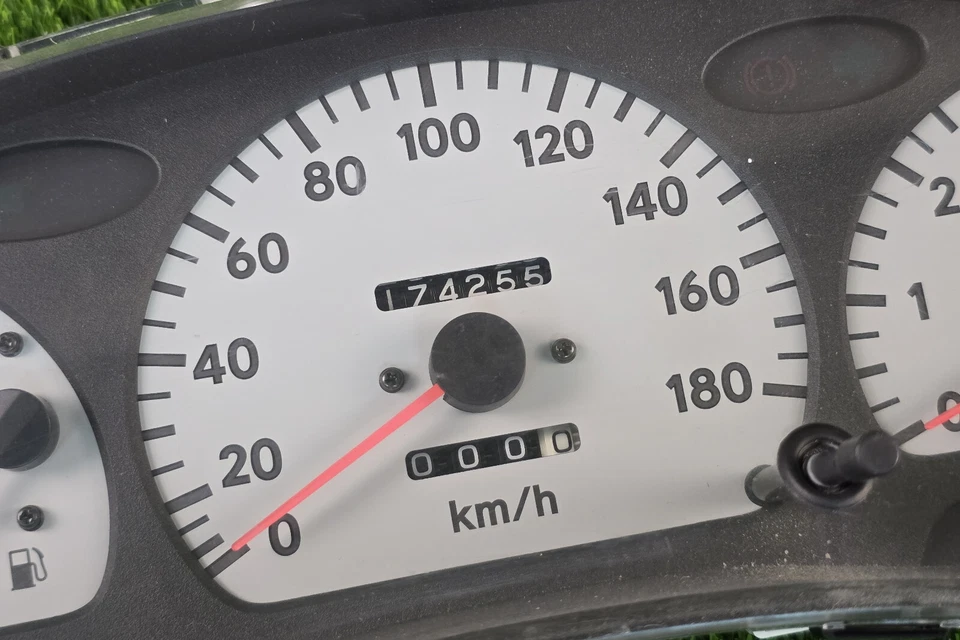 TOYOTA STARLET GLANZA V EP91 спидометр / кластер 7 об/мин A/T OEM б/у 83800-16020 - Изображение 4 из 4