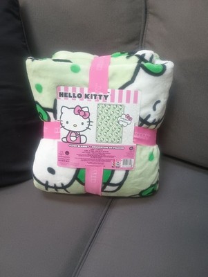 Hello Kitty Plush Blanket 60x90 In