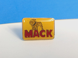 Vintage Mack Trucks Pin Hat Tac Bulldog