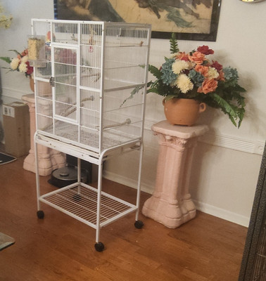 White Medium Metal Flight Bird Cage for Parrot with Wheels