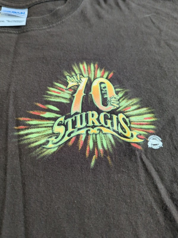 Sturgis T-shirt 70th Amazing Graphics Pre-owned But Nice!!! BROWN