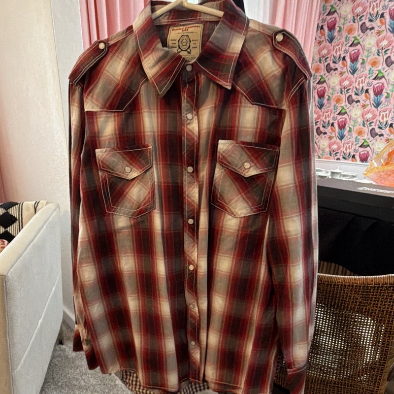 Supply Company USA Men's XL Regular Red/Beige Plaid Woven Button-Up Pockets