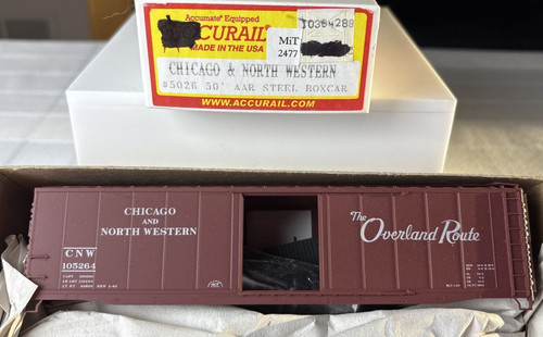 Kit de coche de caja Accurail 5026 escala HO Chicago Northwestern 50' # 105264 nuevo en caja | Zustand: New