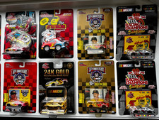 Box Of Various Kelloggs Nascar Hot Wheels And Mini-cars Still In Packages Box Of Various Kelloggs Nascar Hot Wheels And Mini-cars Still In Packages