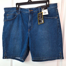 Lee Bermuda Well Behaved Women s Plus Mid Rise Blue Denim Shorts 18 38W 8in