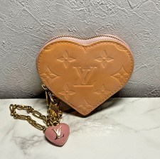 LOUIS VUITTON M93659 Vernis Heart Coin Purse ...