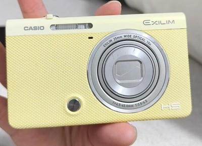 CASIO EXILIM EX-ZR70 Yellow 16.1MP 4x Digital Zoom 95% NEW English