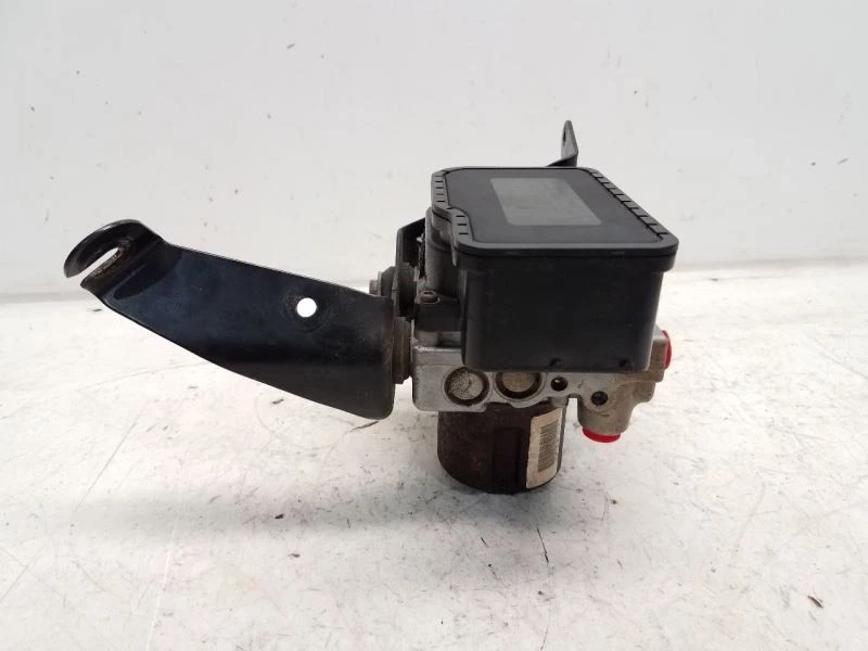 Bomba de freno antibloqueo Honda Accord (LX/2,4 L) 2003-04  Foto 2 de 4