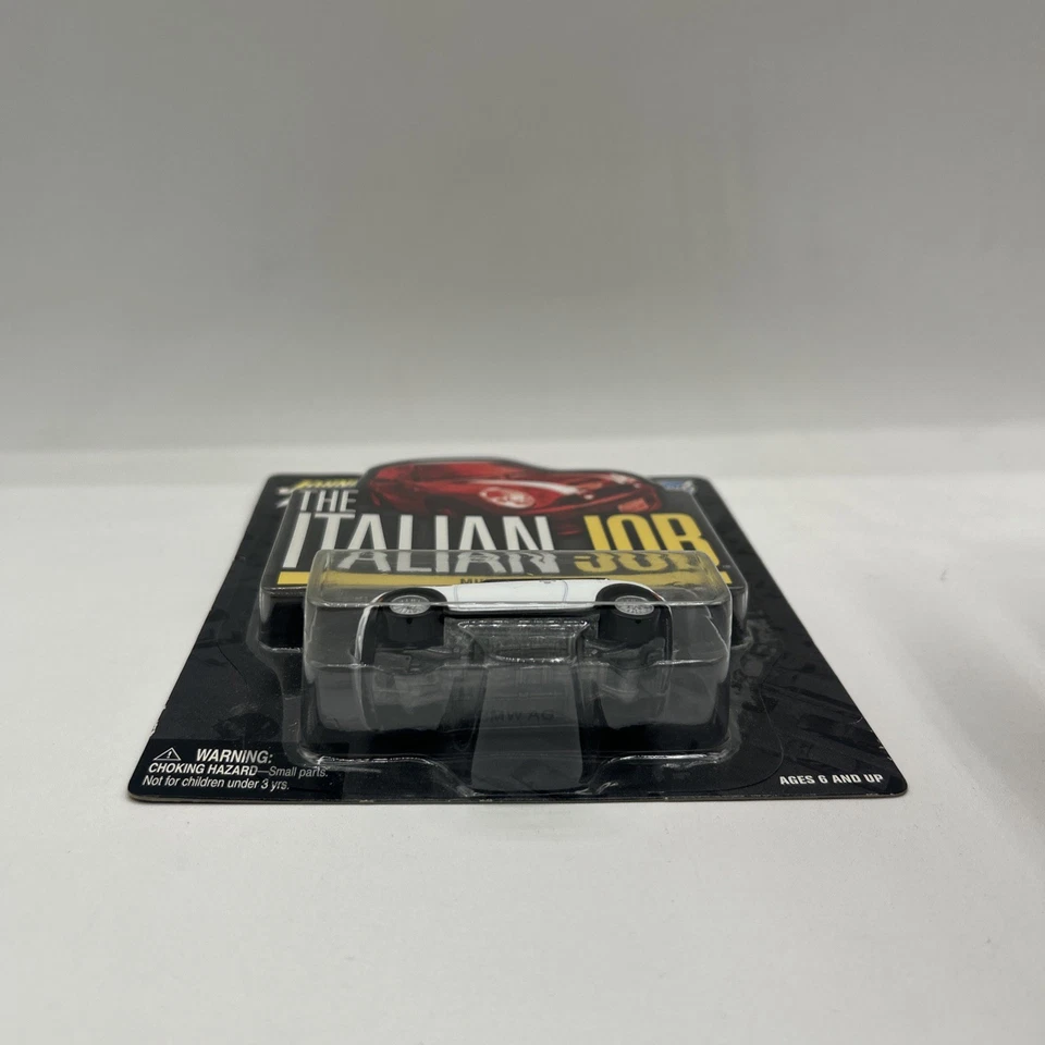 Johnny Lightning The Italian Job Mini Cooper 1/64 Car New - Image 4 of 4