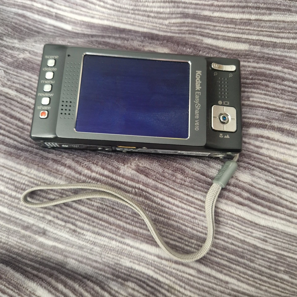 Kodak Easy Share V610 Dual Lens 6.1 MP Digital Camera Tested Working Fine Case - Image 2 of 4