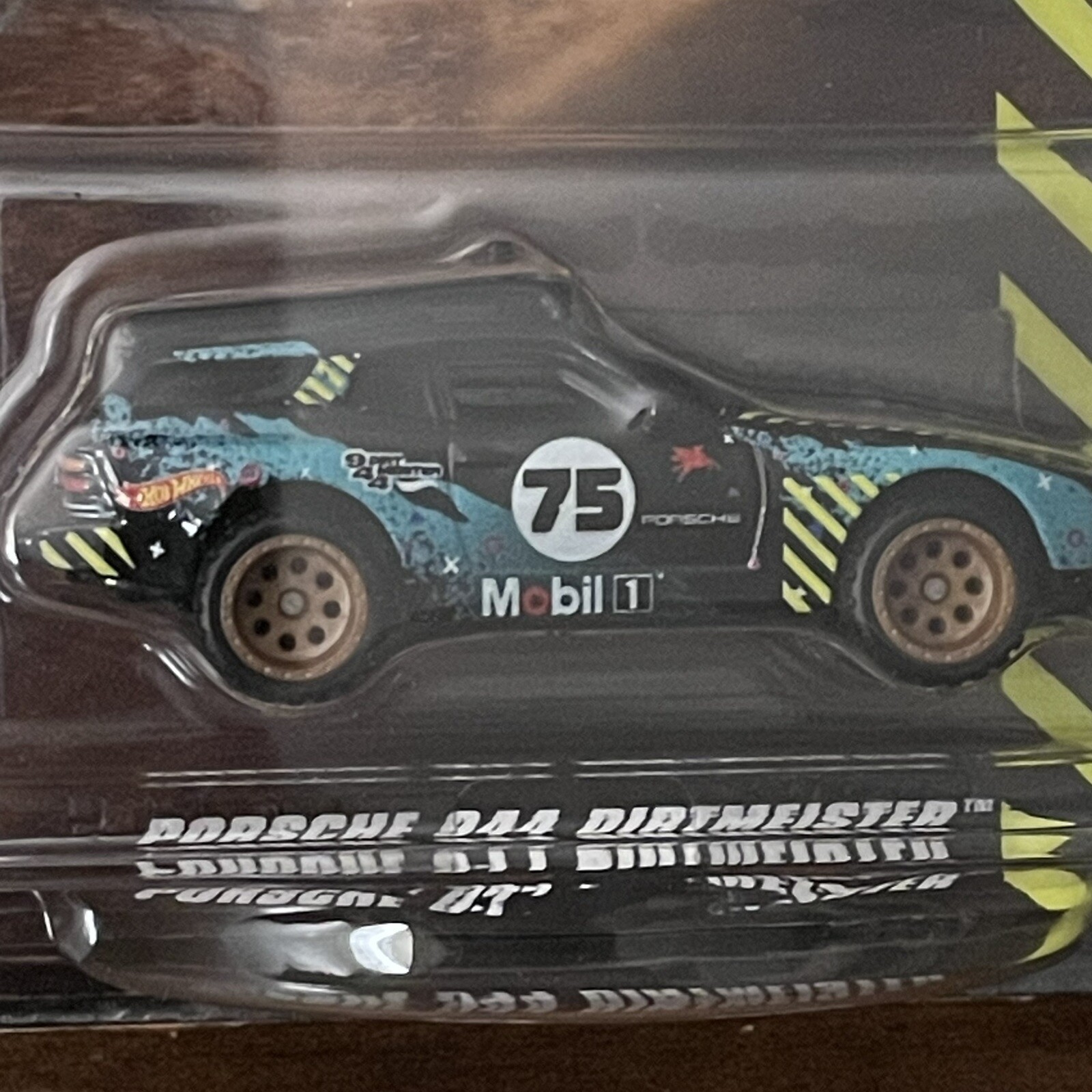 Picture 2 of 6