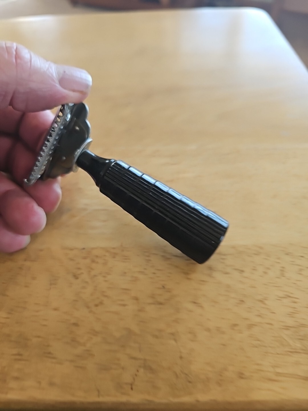 Vintage GEM Junior . Baton Handle  Single Edge Razor . Black