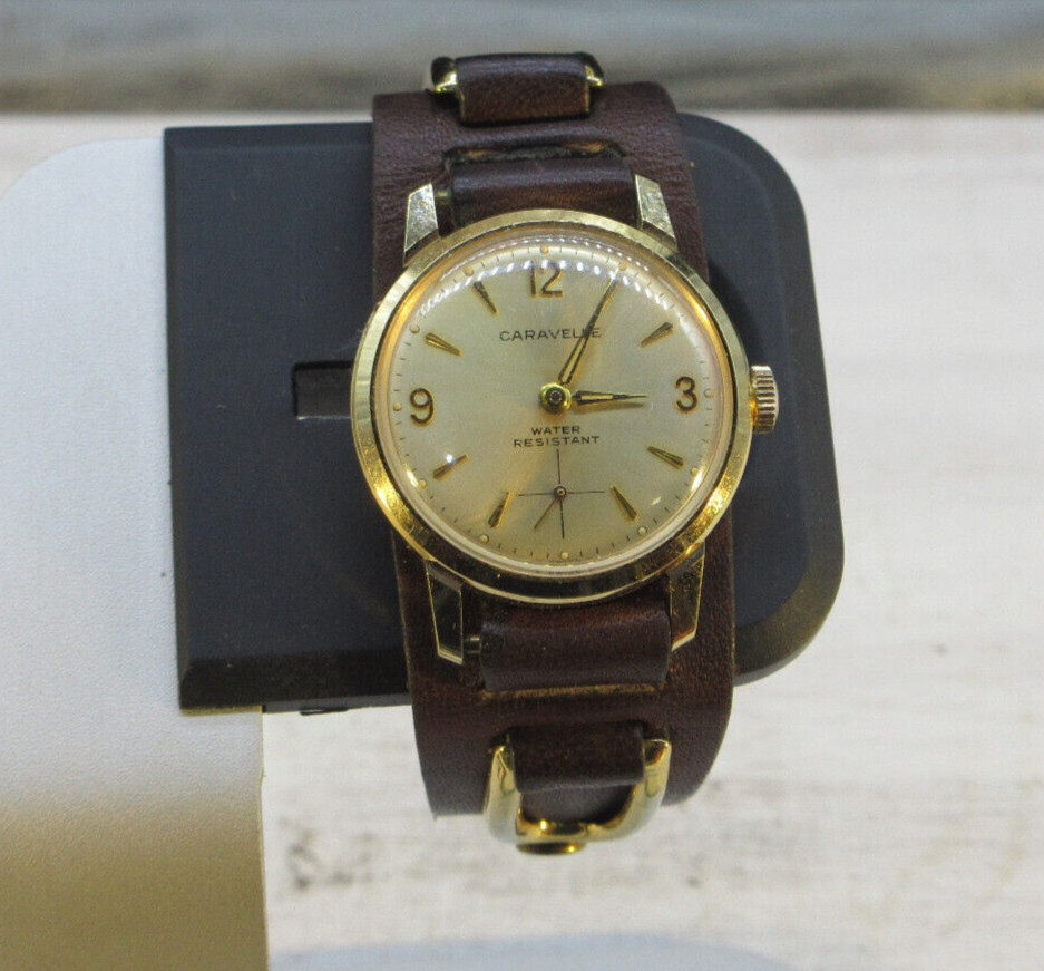 CARAVELLE mechanical wind up watch N1 men's woman's Vintage runs