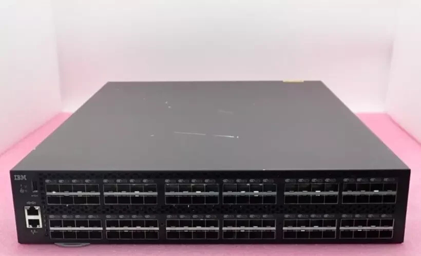 IBM SAN96B-5 Brocade 6520 96x 16Gb (48-Active) FC SAN Switch 2498