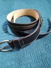 Vintage black belt. 35-39. Manmade materials. Great stitching and accents.