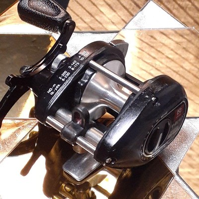 Moulinet Casting Ryobi V-Mag 4 - Rapport 5.0:1 - Fabriqué Au Japon - Vintage