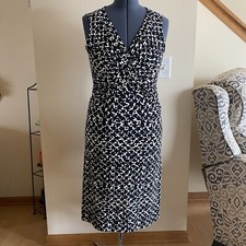 Ann Taylor Women’s Black and White Stretch Sheath Dress, size Medium