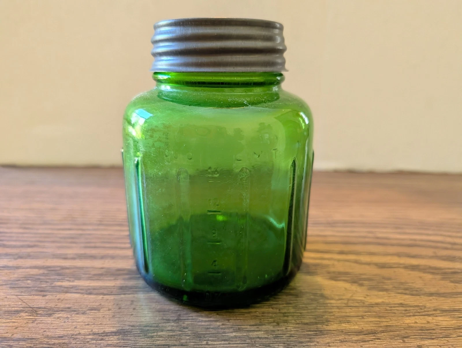 Green Depression Liquid Measuring Glass 16oz