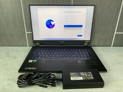 Gigabyte Aero 17 HDR XC 17.3'' Intel i7-10870H, 1TB NVMe, 32GB RAM, RTX 3070 8GB