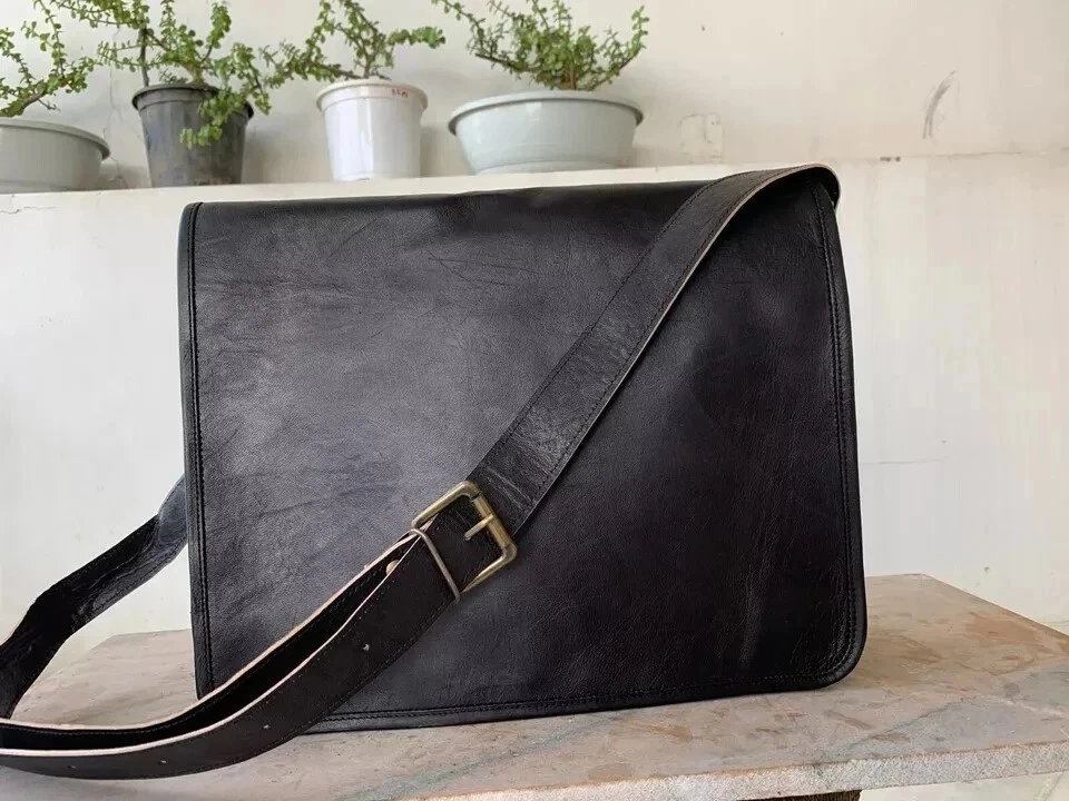 Men's prestige Leather Vintage Laptop Handmade Messenger Black Bag Satchel - Image 4 of 4