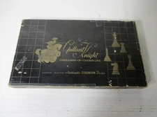 Vintage Gallant Knight Chessmen Of Champions - Staunton Design Chess Set