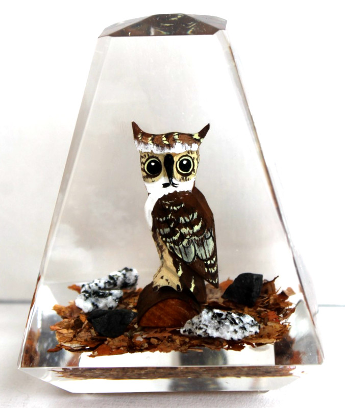 Vintage Hand Carved Painted Horned Owl Lucite/acrylic Unique Canada Paperweight