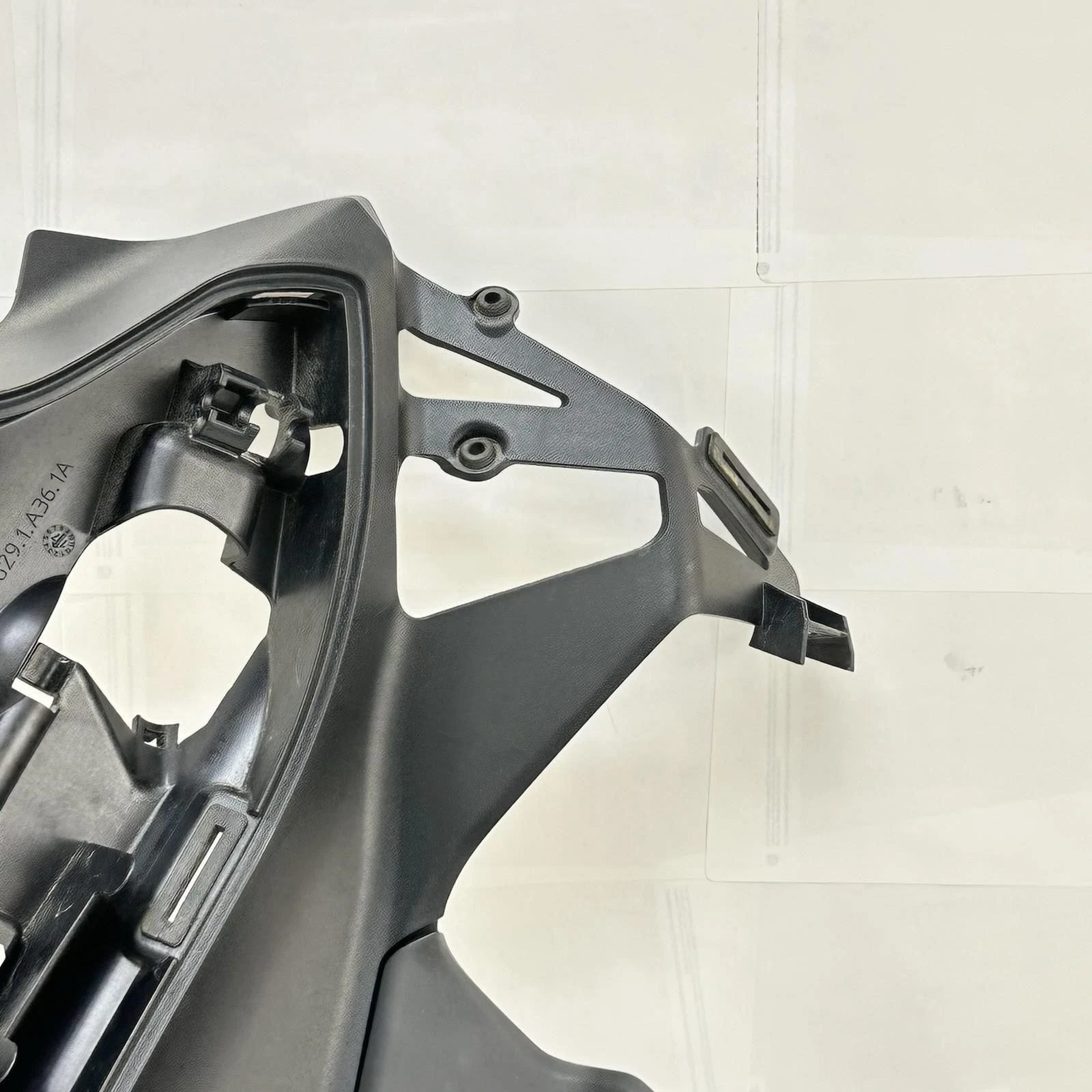 2016 - 2019 DUCATI 959 PANIGALE LEFT SIDE FAIRING BATTERY INNER COWL PANEL TRIM