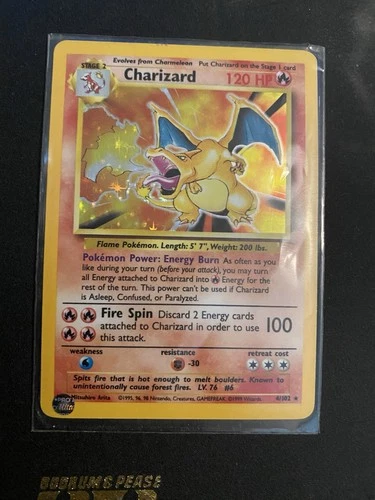 Pokémon Charizard 4/102 Base Set Unlimited Holo Rare HP - Nintendo 1999 Card