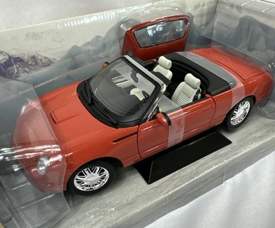 Brand New  Die Another Day  Red Ford Thunderbird 1:18 Beanstalk James Bond 007