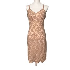 Vintage 60s Artemis Size Medium Nude Lace Fully Lined Slip Nightgown Scallop Hem