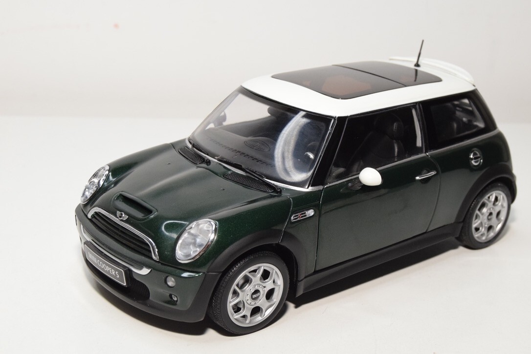 ミニチャンプス 1/18 ミニクーパー B69 1:18 KYOSHO MINI COOPER S MET. GREEN NMINT COND. | eBay