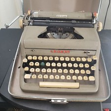 Royal Quiet De Luxe Manual Portable Typewriter Metal QWERTY Gray Blue 1957 thumbnail