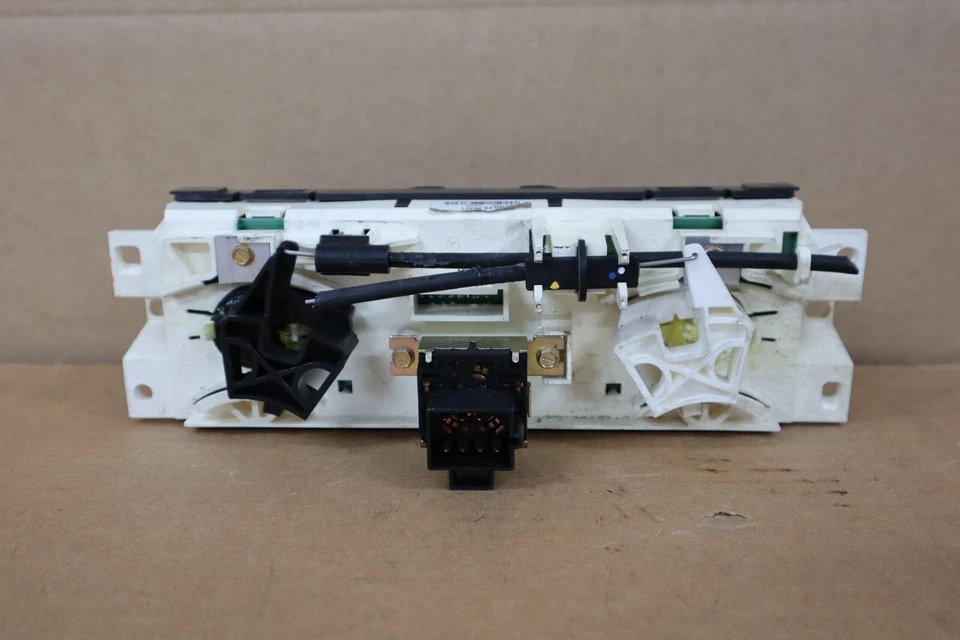 2004 2005 2006 GMC Canyon controle climático temperatura térmica CA FABRICANTE DE EQUIPAMENTO ORIGINAL 15238515 - Imagem 2 de 4