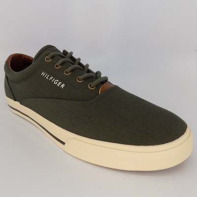 tommy hilfiger men's phelipo sneaker