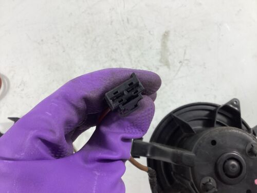 2009-2016 MERCEDES-BENZ E300 - Blower Motor & FAN 2128200708 OEM . - Picture 8 of 9
