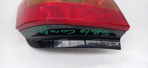 Piloto Trasero Derecho para TOYOTA COROLLA (E12) * 118321 - Imagen 3 de 7