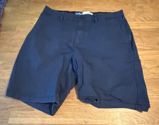 Old Navy Ultimate Tech Slim Built-In Flex Mens Khaki Shorts Size 33 Navy Blue