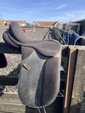 Black Synthetic Saddle Hilite