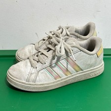 Niños Adidas Grand Court Zapatos Blanco Rayas Iridiscentes Tenis Talla 1 Usado