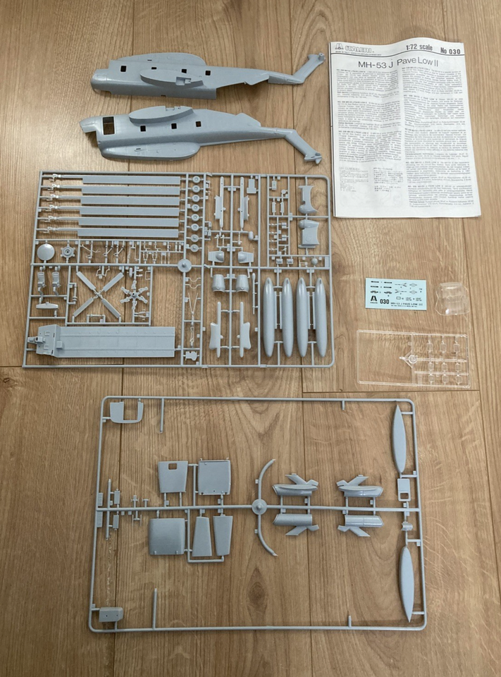 L289 Italeri Model KIt 030 - MH-53J Pave Low III - 1/72 | eBay UK