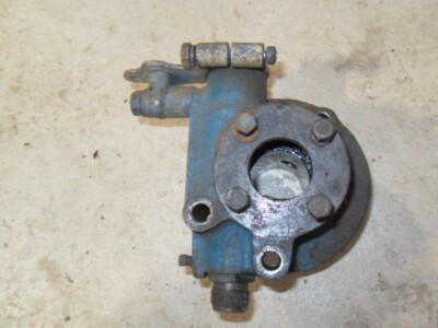 Chris Craft Hercules Model K Engine - Distributor Mount