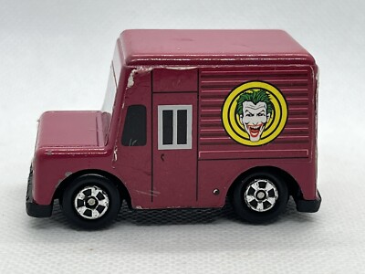 1989 Ertl Batman The Joker's Van Toy Car DC Comics Tm & DC Comics Inc. 